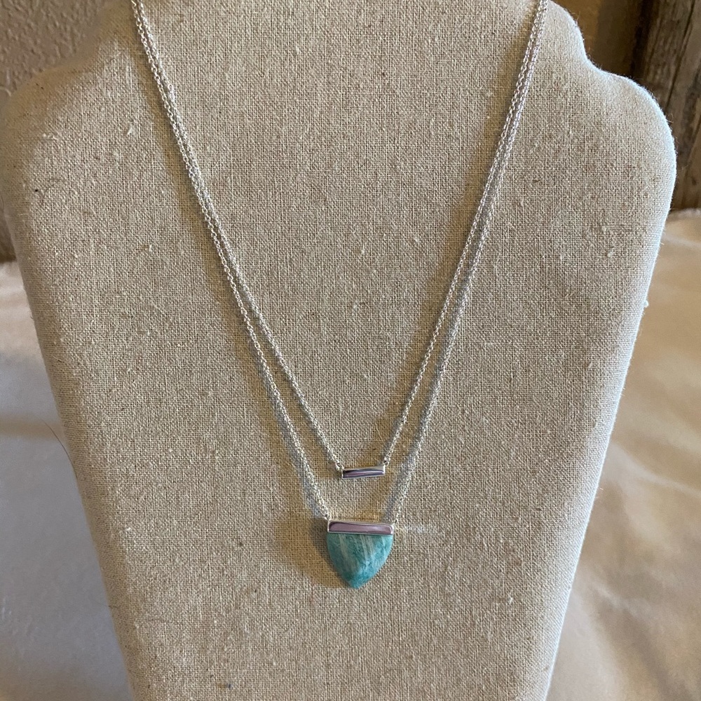 Stella & Dot silver and turquoise necklace